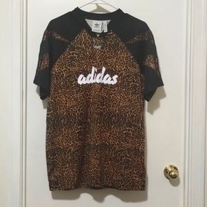 Rare adidas cheetah print jersey
